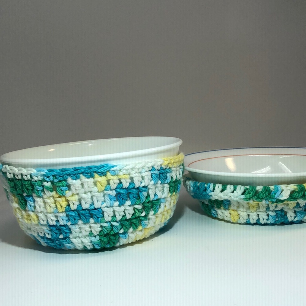 2 bowl Cozy’s for hot soup or cold ice cream 🍦